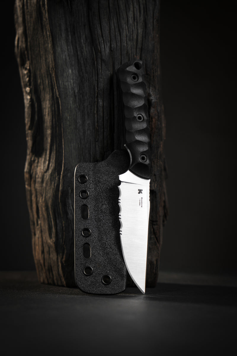EDC - Sandvik Serrilhated G10 Black