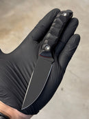 EDC - Mini Sandvik Tactical (G10 Preto e Espaçador Vermelho + Dragon Scale)